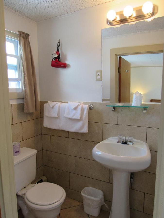 Acadia Gateway Motel Τρέντον Εξωτερικό φωτογραφία